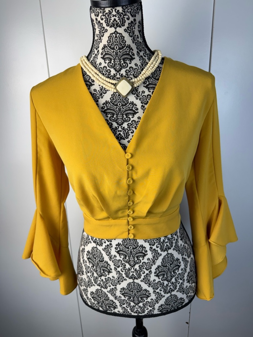 Mustard Seed Flirty feminine fitted Cropped V-Neck Button Front Top in Mustard